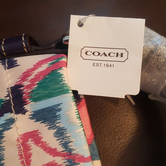 20% off Coach Bag NWT - Picture 8 of 9